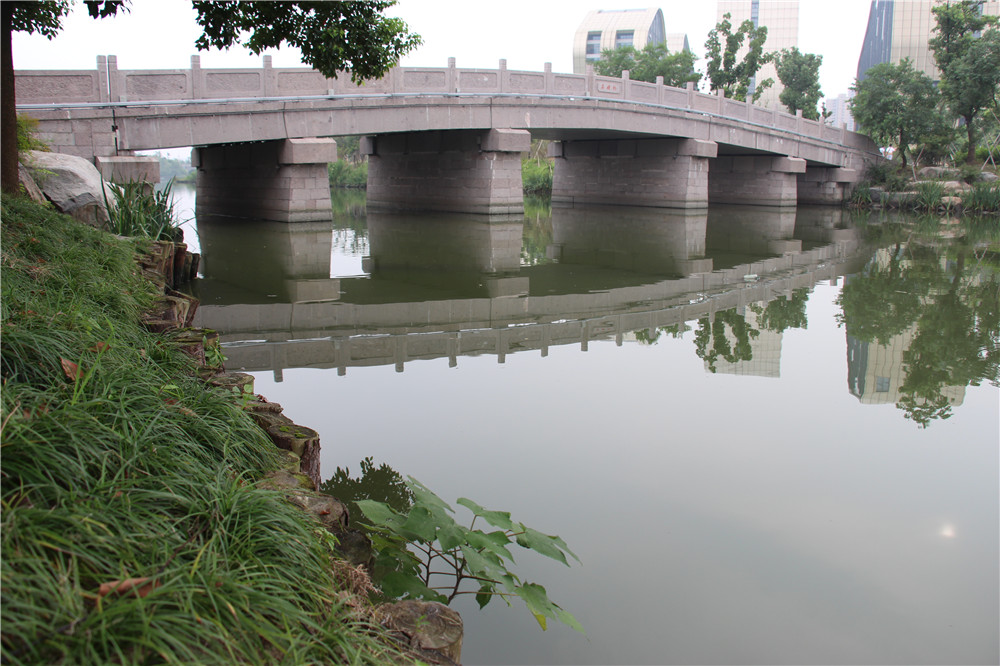 Hangzhou Baima Lake landscape bridge engineering